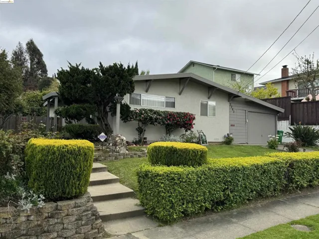 3283 Naomi Drive, Hayward, California 94541