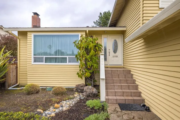 850 Haddock Street, Foster City, California 94404