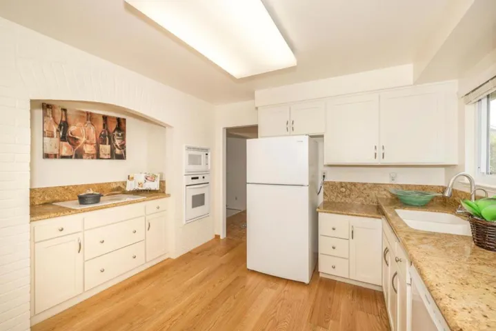 850 Haddock Street, Foster City, California 94404