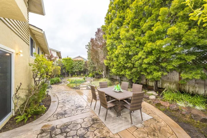 850 Haddock Street, Foster City, California 94404