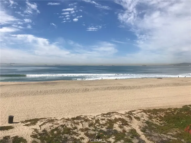16754 Pacific Coast B, Huntington Beach, California 90742