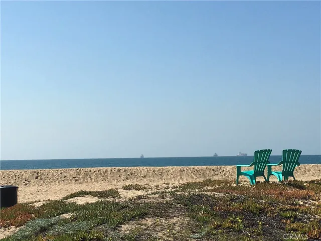 16754 Pacific Coast B, Huntington Beach, California 90742