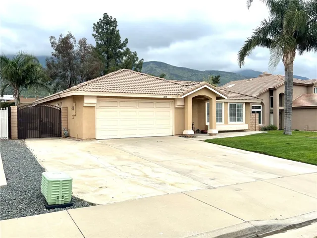 1038 Mountain Crest, San Bernardino, California 92407