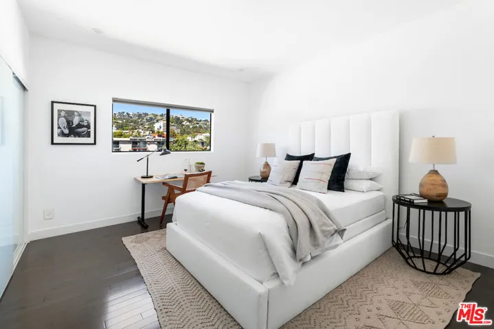 832 Palm Avenue 306, West Hollywood, California 90069