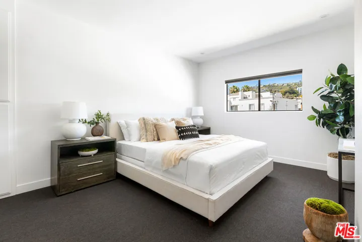 832 Palm Avenue 306, West Hollywood, California 90069