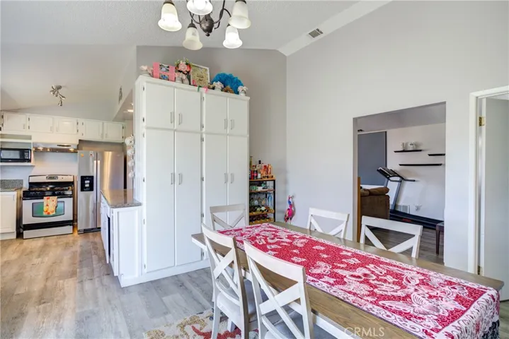 910 W North Avenue, Lompoc, California 93436