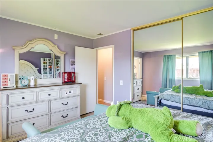 910 W North Avenue, Lompoc, California 93436