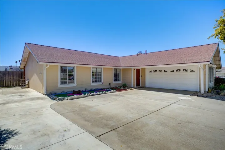 910 W North Avenue, Lompoc, California 93436