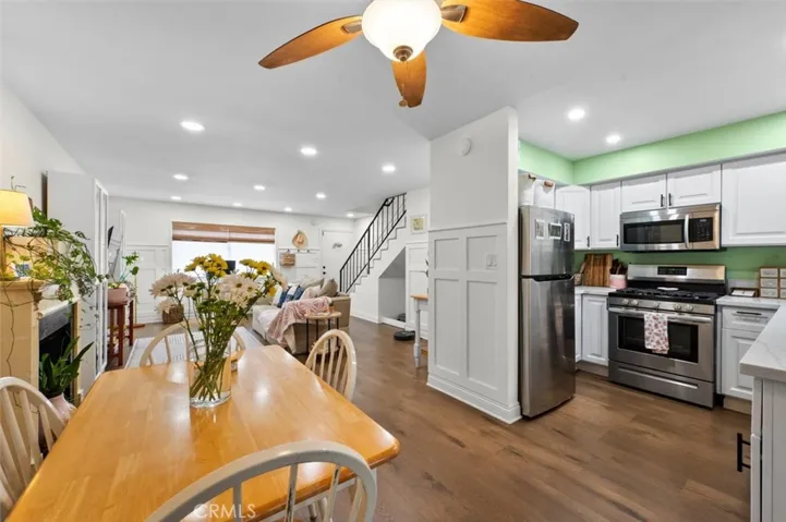 8414 Columbus Avenue 1, North Hills, California 91343