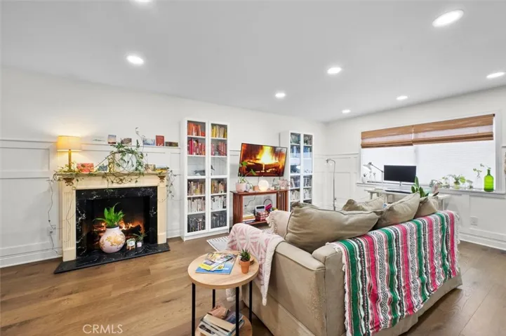 8414 Columbus Avenue 1, North Hills, California 91343