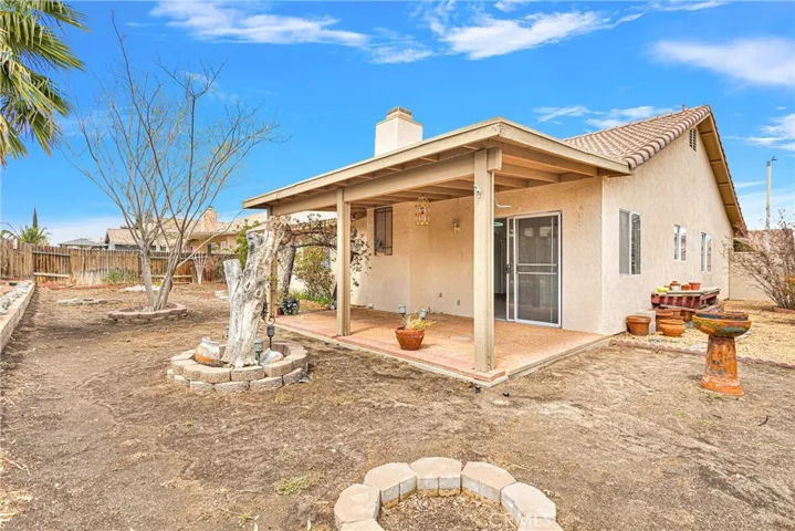 13591 Thistle Street, Victorville, California 92392