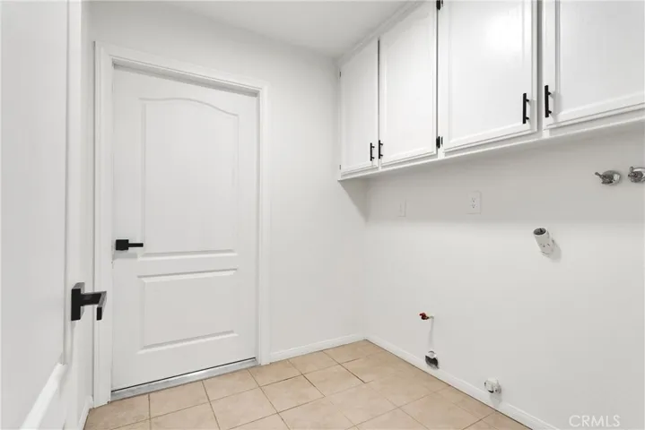 13591 Thistle Street, Victorville, California 92392
