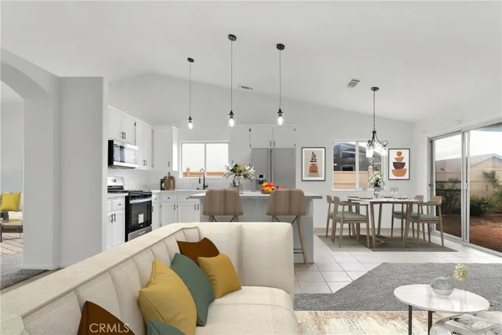 13591 Thistle Street, Victorville, California 92392