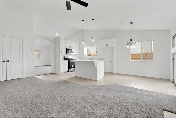 13591 Thistle Street, Victorville, California 92392