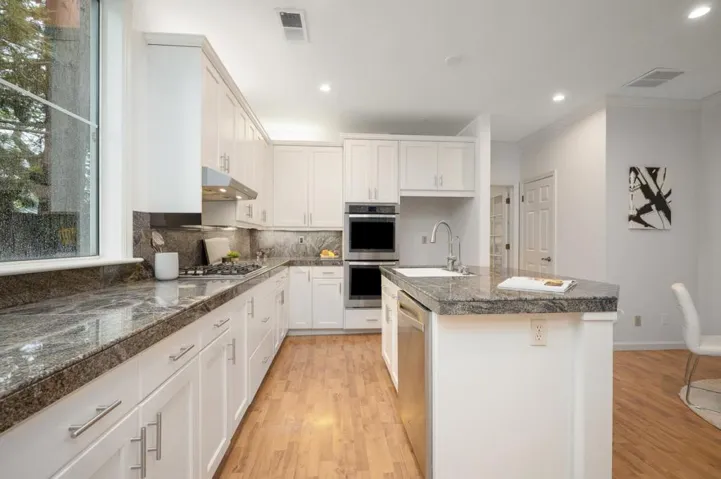 3421 El Camino Real 14c, Atherton, California 94027