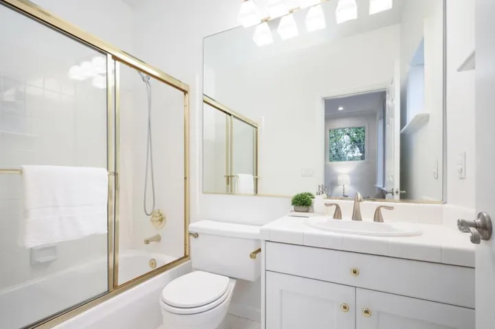3421 El Camino Real 14c, Atherton, California 94027