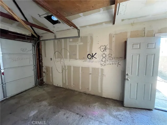 7428 Vanalden Avenue, Reseda, California 91335