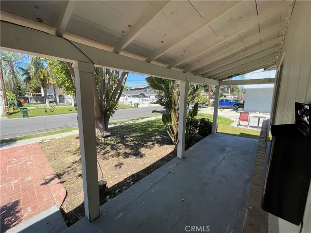 7428 Vanalden Avenue, Reseda, California 91335