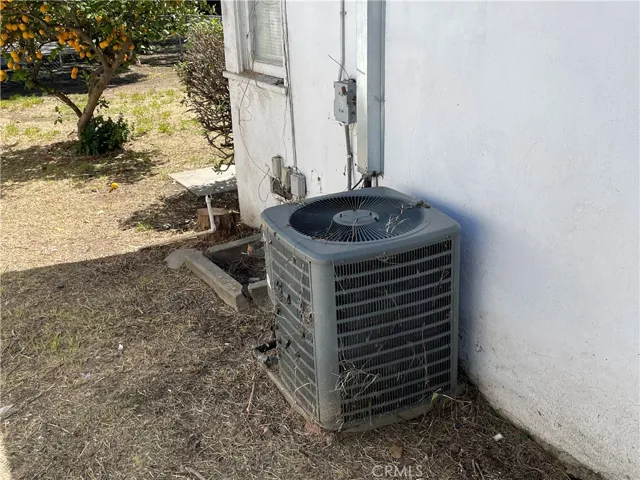 7428 Vanalden Avenue, Reseda, California 91335