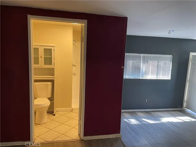 7428 Vanalden Avenue, Reseda, California 91335