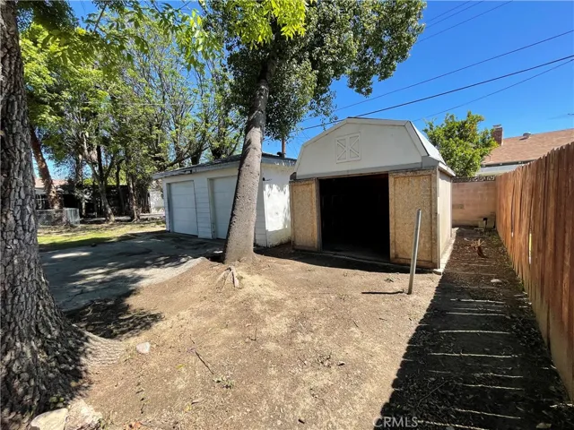 7428 Vanalden Avenue, Reseda, California 91335