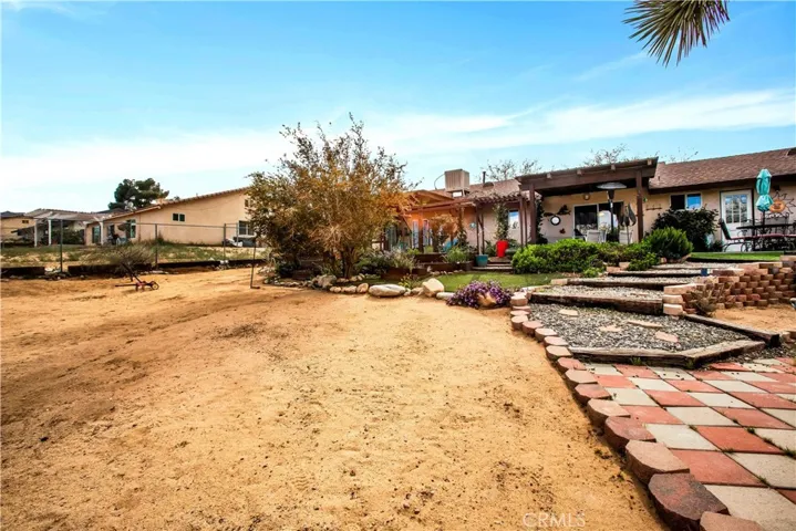 6623 San Angelo Avenue, Joshua Tree, California 92252