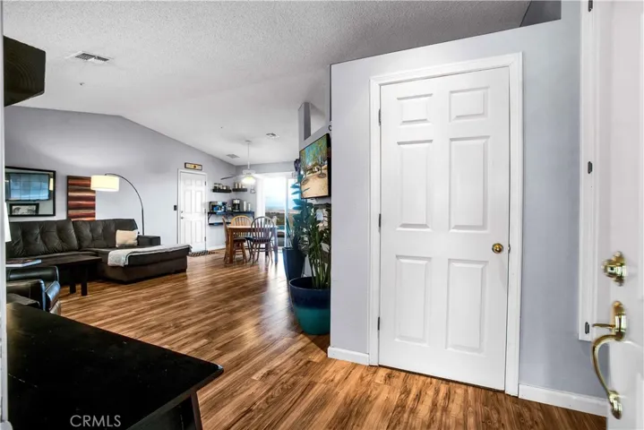6623 San Angelo Avenue, Joshua Tree, California 92252
