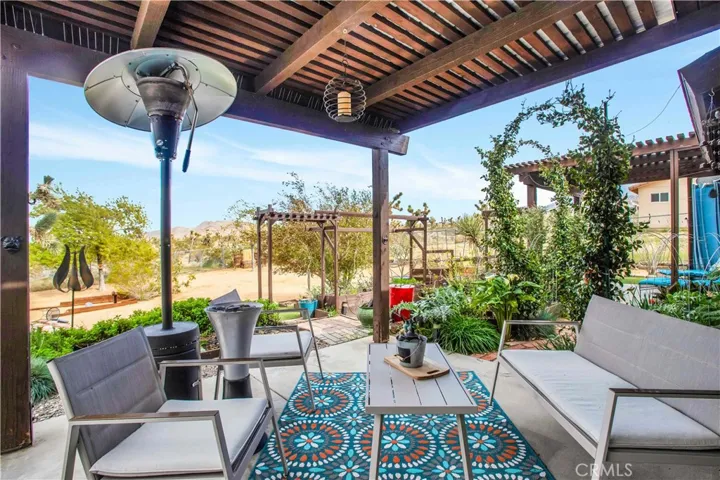6623 San Angelo Avenue, Joshua Tree, California 92252