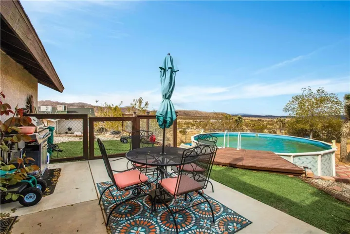 6623 San Angelo Avenue, Joshua Tree, California 92252