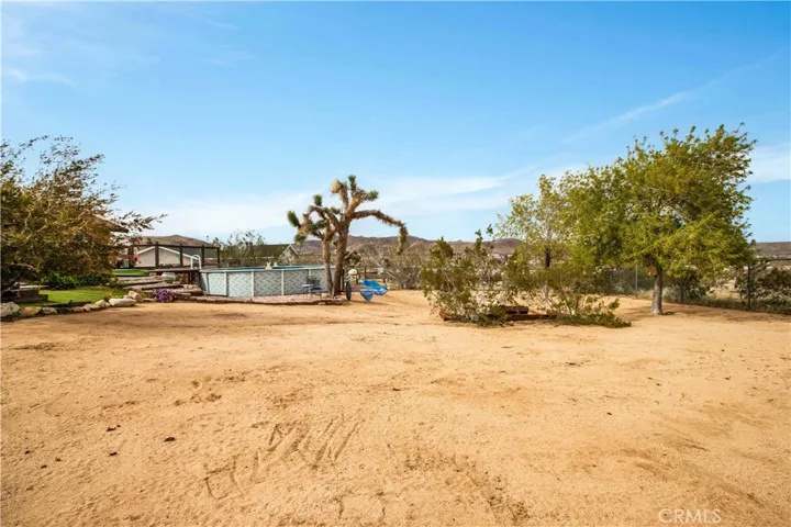 6623 San Angelo Avenue, Joshua Tree, California 92252