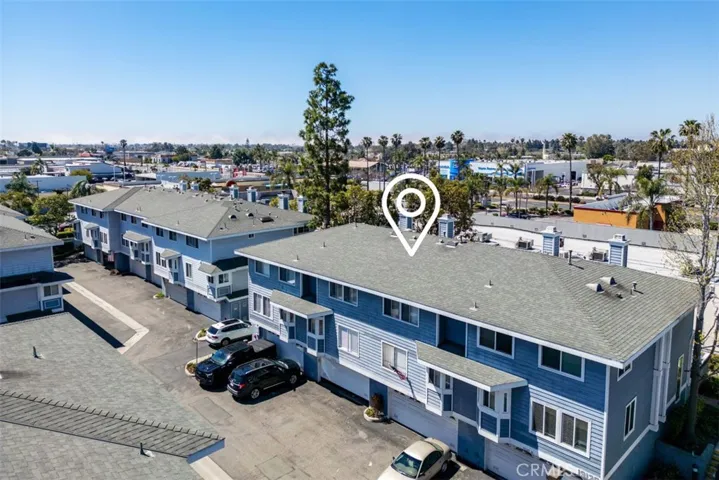 19125 Beachcrest Ln B, Huntington Beach, California 92646