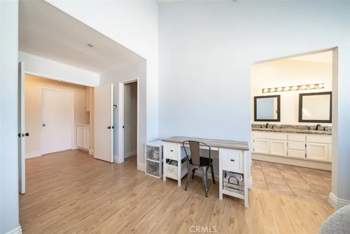 19125 Beachcrest Ln B, Huntington Beach, California 92646