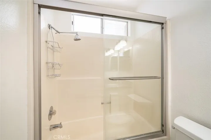 19125 Beachcrest Ln B, Huntington Beach, California 92646