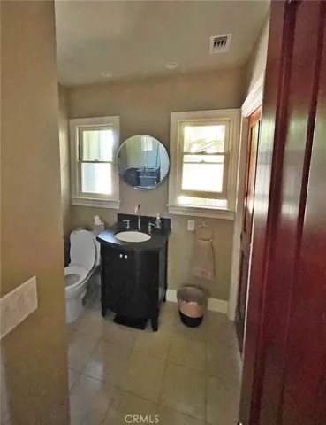 16 Stallion Road, Rancho Palos Verdes, California 90275
