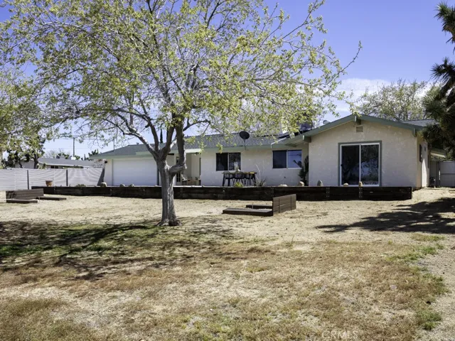56664 Carlyle Drive, Yucca Valley, California 92284