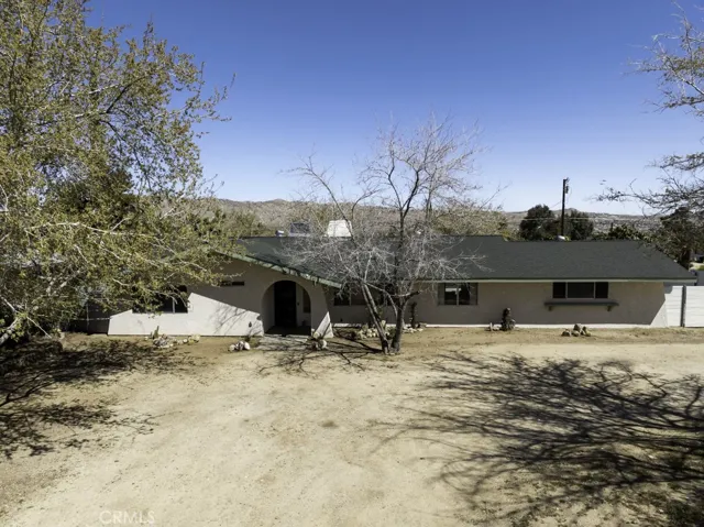 56664 Carlyle Drive, Yucca Valley, California 92284