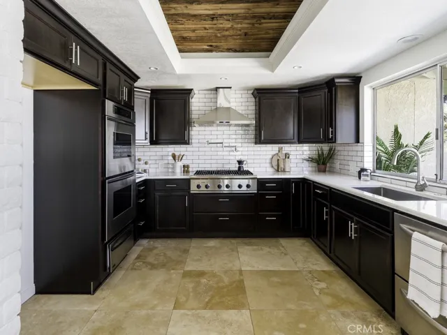56664 Carlyle Drive, Yucca Valley, California 92284