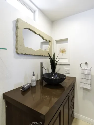 56664 Carlyle Drive, Yucca Valley, California 92284