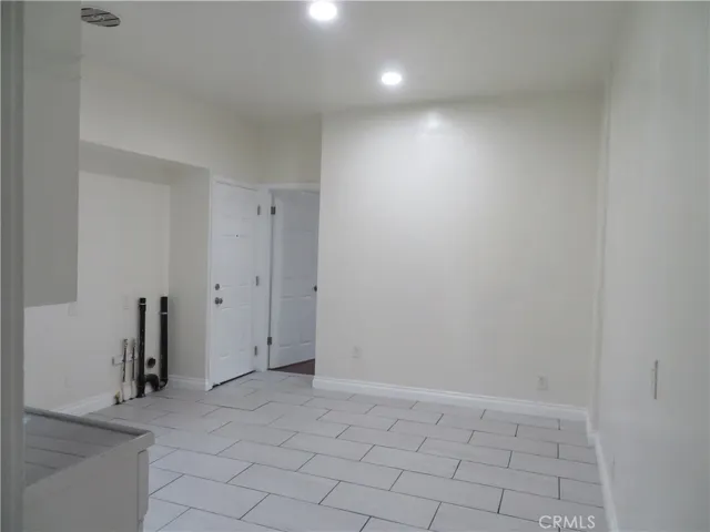 3923 S Normandie Avenue, Los Angeles, California 90037