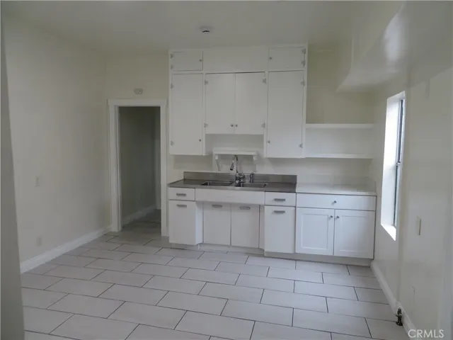 3923 S Normandie Avenue, Los Angeles, California 90037