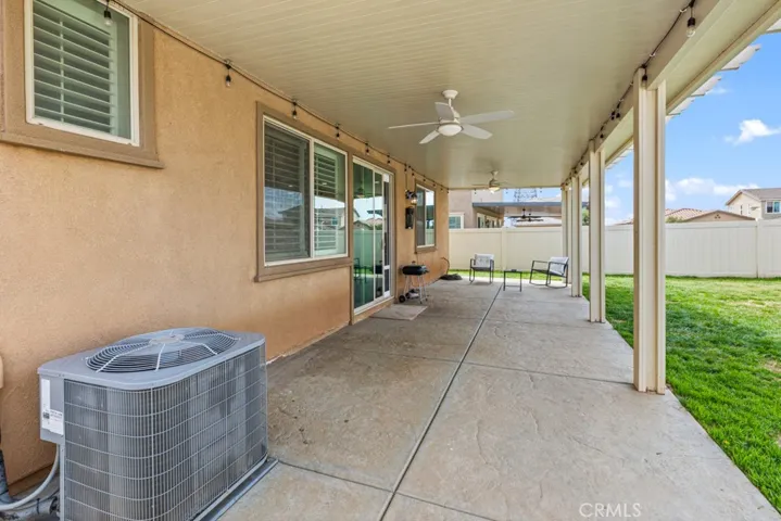 1515 Rose Quartz Lane, Beaumont, California 92223