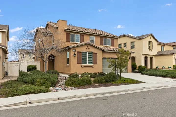1515 Rose Quartz Lane, Beaumont, California 92223