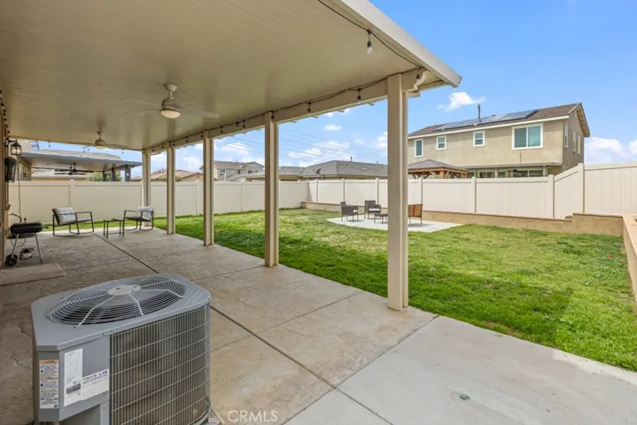 1515 Rose Quartz Lane, Beaumont, California 92223