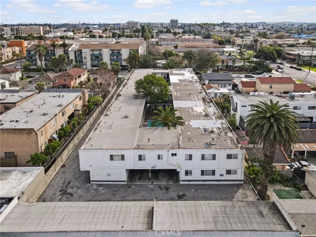 115 N Oak Street, Inglewood, California 90301