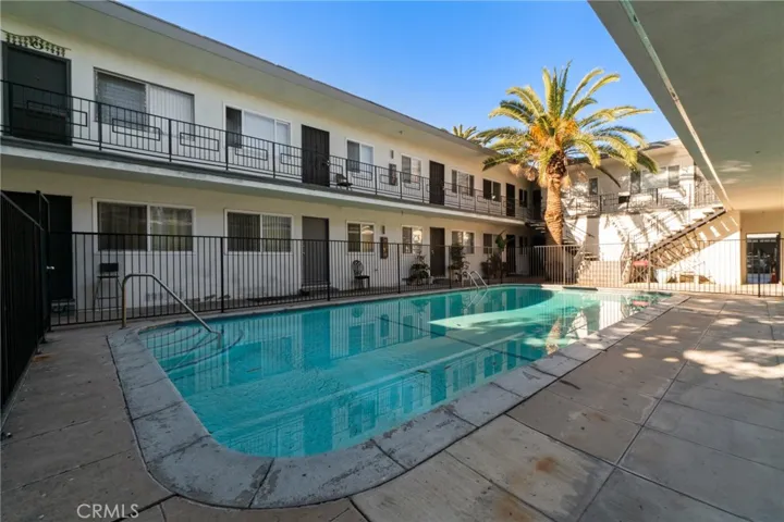115 N Oak Street, Inglewood, California 90301