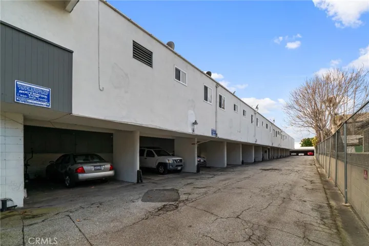 115 N Oak Street, Inglewood, California 90301