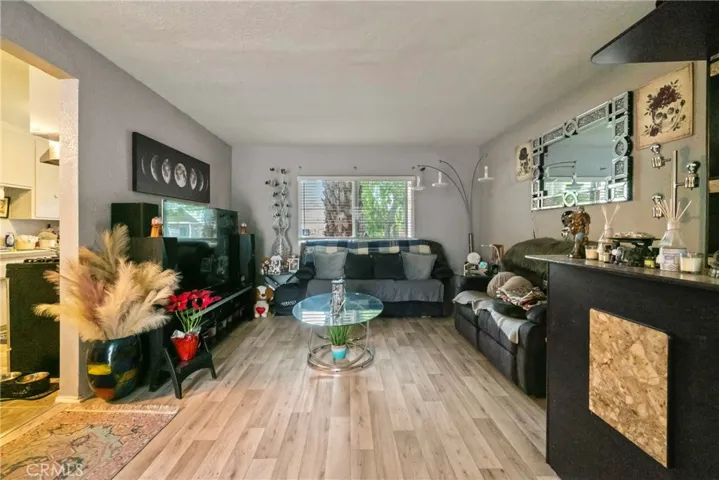 115 N Oak Street, Inglewood, California 90301