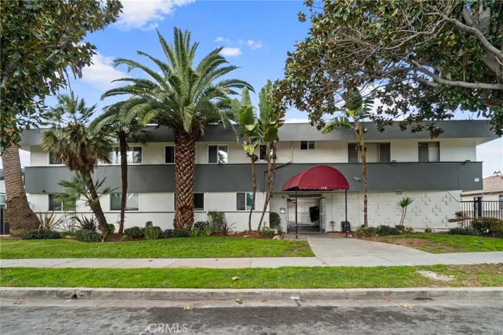 115 N Oak Street, Inglewood, California 90301