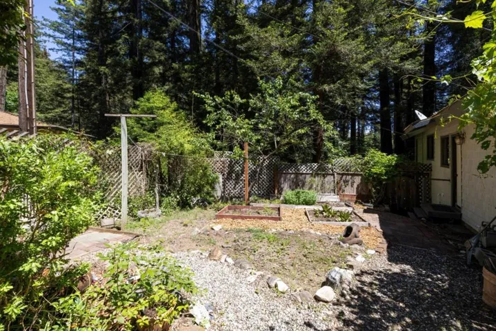 284 Gulch Road, Felton, California 95018