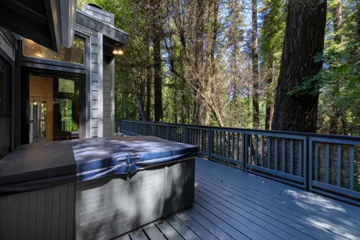 284 Gulch Road, Felton, California 95018